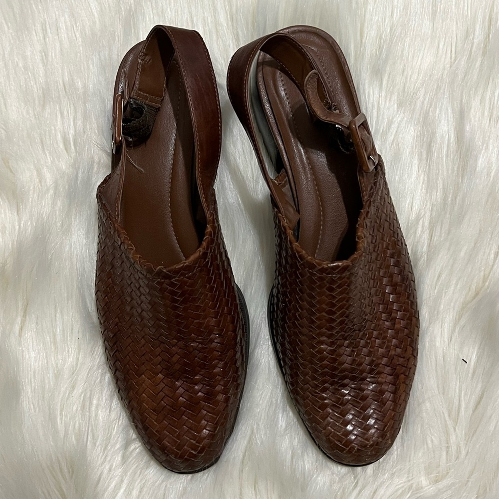 Naturalizer brown leather shoes
